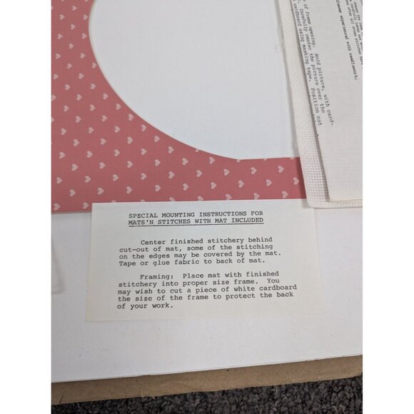 Lynn Craft Mats 'N Stitches Old Friends 50-580 Cross Stitch Missing Thread - Picture 3 of 7